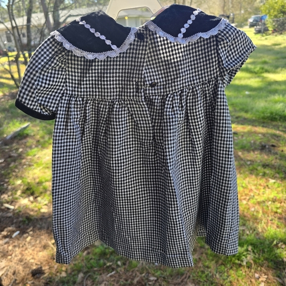 Piccolo Black and White Gingham Girls Dress Size 2T - Picture 4 of 6